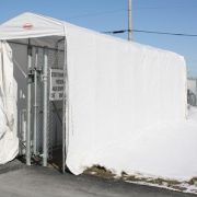 Abri pour clôture