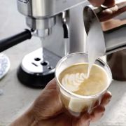 Pichet à mousser le lait